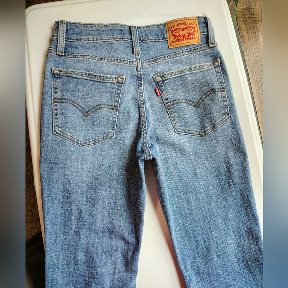 Levi's 725 High Rise Boot Cut Jeans Women's Denim Stretch Medium Blue 27. - Picture 13 of 17